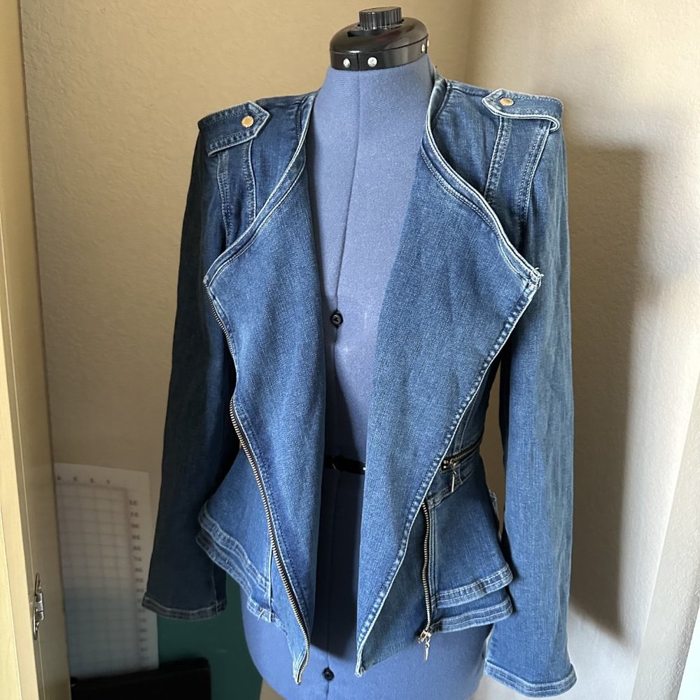 White House Black Market Size 6 Denim Jacket
